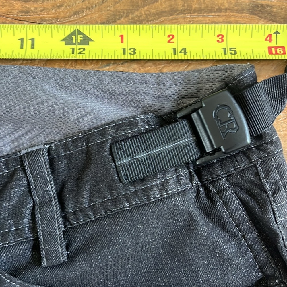 Club Ride Shorts - Picture 7 of 9